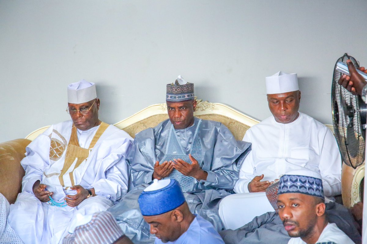 bukolasaraki's tweet photo. Earlier today,  I joined Alhaji @Atiku Abubakar and other well-wishers for the Fidau prayers held in honour of his aide, Mallam Abdullahi Nyako. https://t.co/fZeZVd8BhF