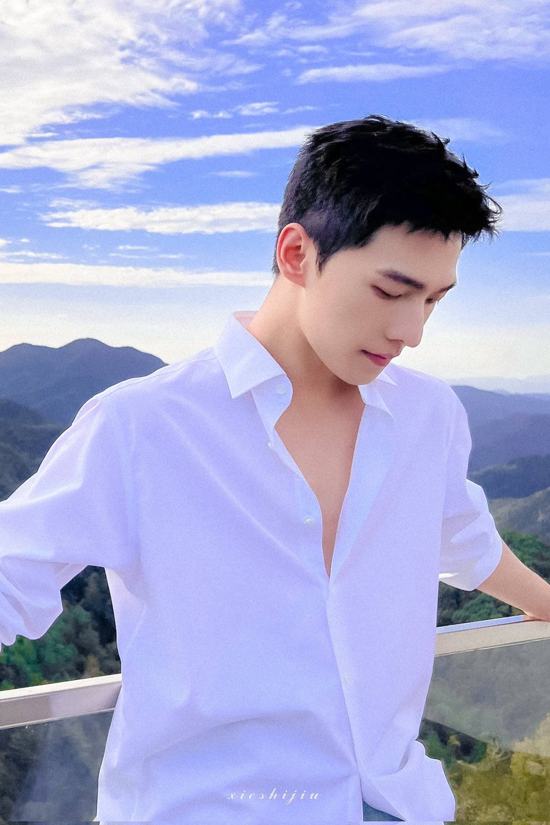 fotoforia's tweet photo. yang yang, what about my sanity?🥹
©谢时旧
#yangyang #yangyang杨洋 #杨洋 https://t.co/rUve6odzBe