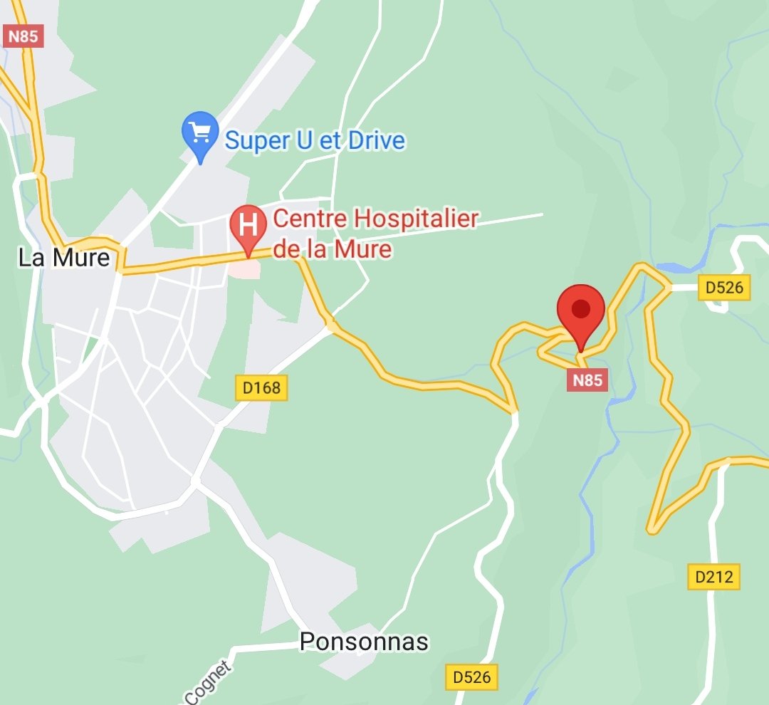 carconducteur's tweet photo. #Alerte #InfoRoute
⚠️Sur la #RN85, après @Ville_LaMure, un #éboulement s'est produit il y a quelques minutes entraînant la #fermeture ⛔❌ de l'axe, une durée indéterminée, dans les deux sens de circulation après l'intersection de la RD526 !
Poke @francebleuisere @WazeTCFrance https://t.co/SGRchF1COb
