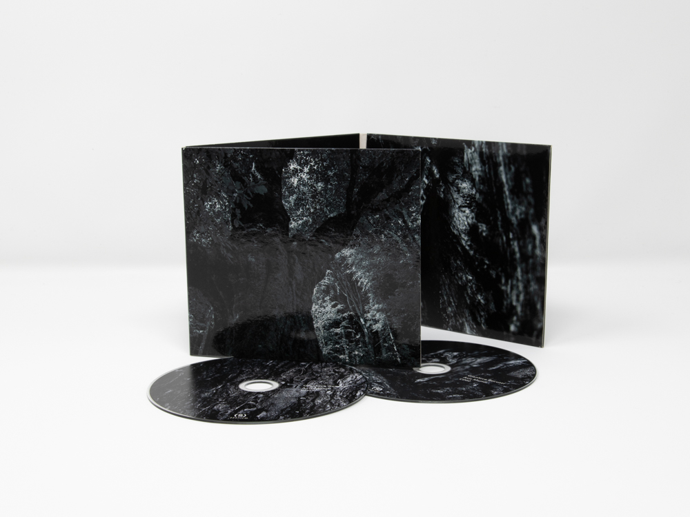 GIANLUCA BECUZZI : AXIS MUNDI (2xCD) out next October 1st, 2022 on StAnDa. Order your copy at store.silentes.it