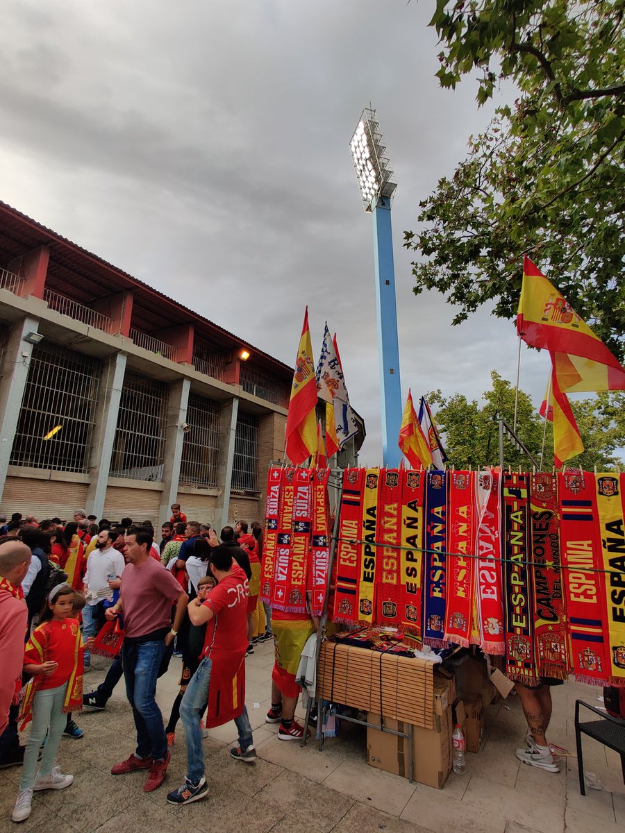 afca_niels1992's tweet photo. De terugkeer na 19 jaar naar het iconische La Romareda stadion heeft Spanje niet veel goeds gedaan. Tegen het stugge Zwitserland legde een zwak la rioja een matige pot op de mat en gingen de Zwitsers met een 1-2-zege naar huis. 

#ESPSWI #SPASUI #SPAZWI #nationsleague #groundhop https://t.co/70tuYxJaqS