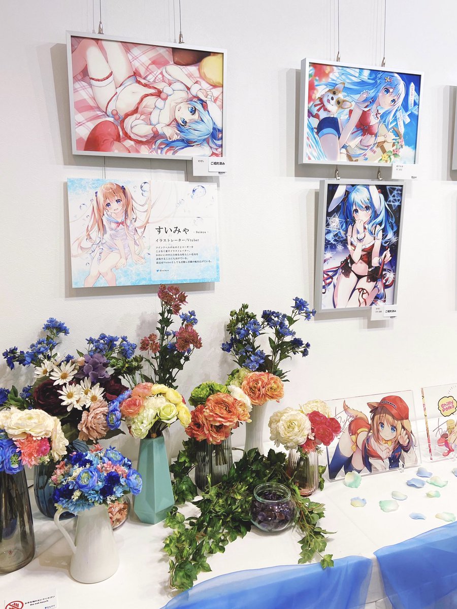 「イラストもお花も鮮やかで素敵でしたグッズもかわいくて嬉しい初個展おめでとうござい」|ももしき🍑🧁のイラスト