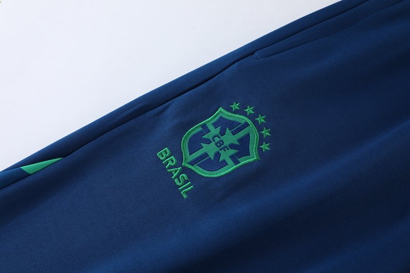 CamisaPesada's tweet photo. 🌟 É O BRASA! 
Torcedor da Seleção, garanta já o seu Conjunto para a Copa do Mundo com condições especiais!

Adquira já a sua pelo link:

👕 Conjunto Brasil 22/23
📲 https://t.co/xqCVAfZkkR

#camisapesada
#asuafootballstore https://t.co/S28zOhhJ8I