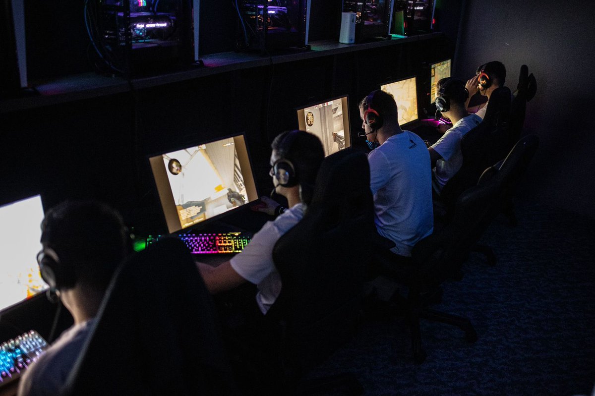 OneTapGamingGG's tweet photo. Our studio is ready to be used!

Are you ready?
Keep an eye on our work to see everyt we prepared for you!

Also check out our brand new site 
🌎 https://t.co/HlTNRva3SG

#thegamejuststarted https://t.co/CkapRcJ745