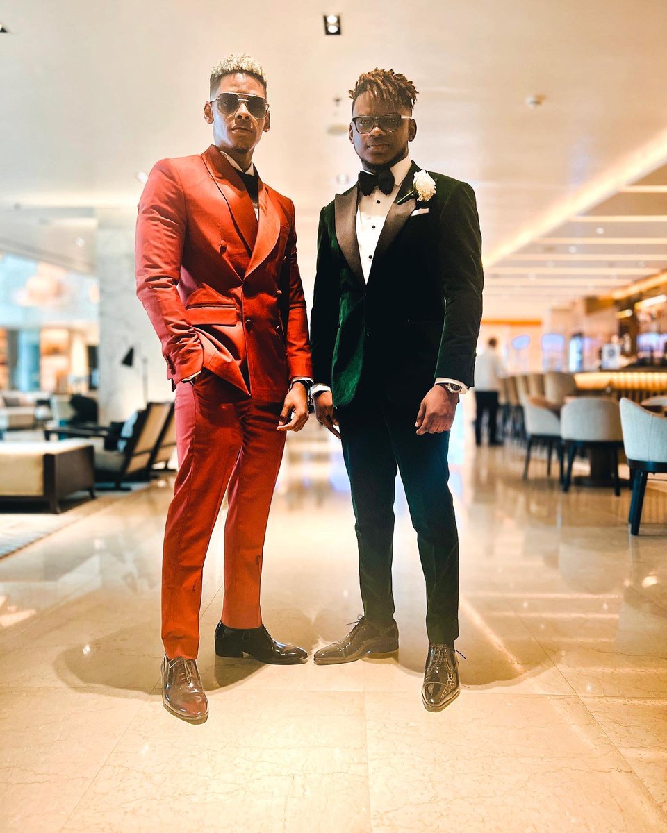 _LSMK_'s tweet photo. So I won a Toni yesterday! I married the number one gem. Just negodu! https://t.co/I4xv0FWWUh