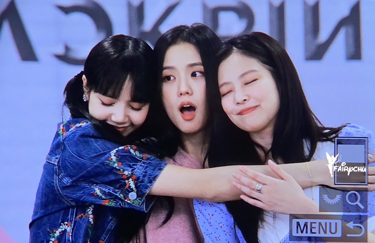 fairychu950103's tweet photo. 220925🤎🥰

#지수    #JISOO    #블랙핑크    #BLACKPINK https://t.co/c5fxZYrSwa