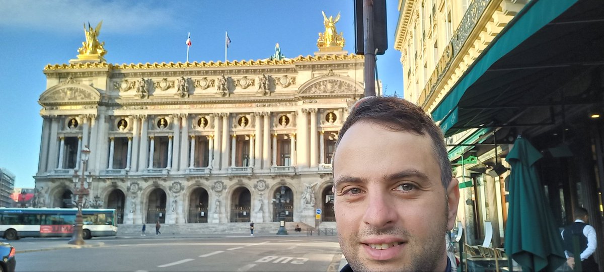 Flick_ct's tweet photo. #BuongiornoATutti da parigi https://t.co/p8hHuvuJJp