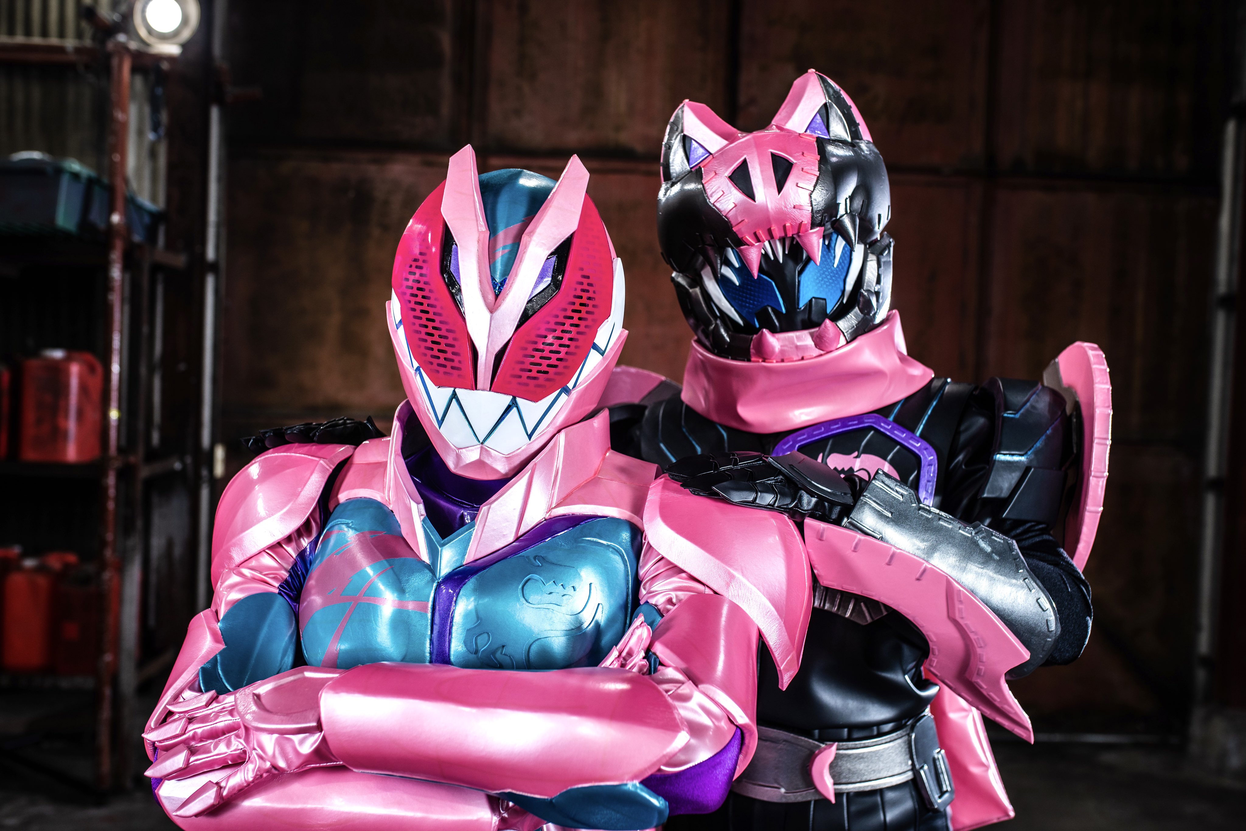 a*i様 虫*王様 仮面ライダーリバイス　コスプレ 🐸ごまざら🐸 على X: 