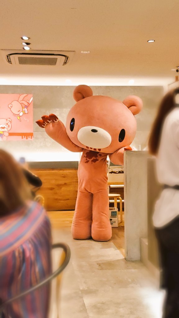 mokyumokyu99's tweet photo. 森チャック先生のファンイベントHTZ に参加してきました!
グルーミーがたくさんで最高に良き空間で楽しかったし
何より初めて森チャック先生にお会いできて最強に嬉しかった(´;ω;`)♥♥
同席だったお優しいファン様のおかげで、先生とツーショも撮れて感無量でした!😭💗
#htz21 https://t.co/afuonvudtf