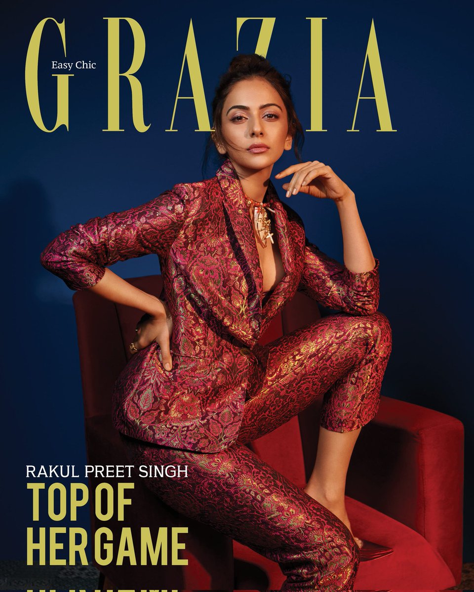 MandSIndia's tweet photo. The beautiful @rakulpreet makes our new #FusionCollection look even better on the cover of @graziaindia!
This matching set is now available at your nearest M&S store and our website! Shop now.
Trouser - T57 FAW220043
Jacket - T49 FAW220042
#MandS https://t.co/uPN57tw7dO