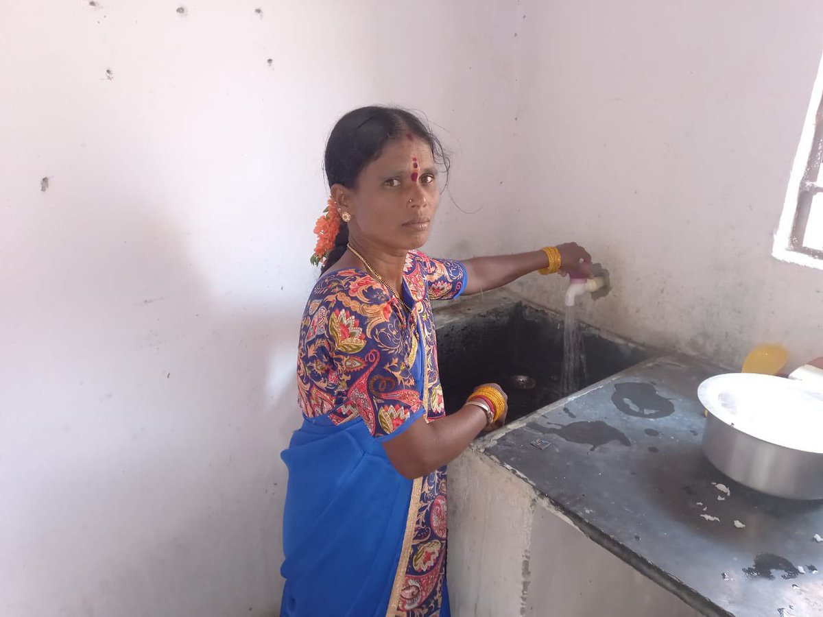mb_telangana's tweet photo. Hon'ble Minister Sri. Harish Rao along with Hon'ble Home Minister Sri. Mahmood Ali inaugurated 2BHK housing colony and #MissionBhagiratha drinking water supply to it today at Thunikikalsa village of Wargal in Siddipet.

@SmitaSabharwal @DayakarRao2019 
@trsharish @mahmoodalitrs https://t.co/jtGnGF2eRM