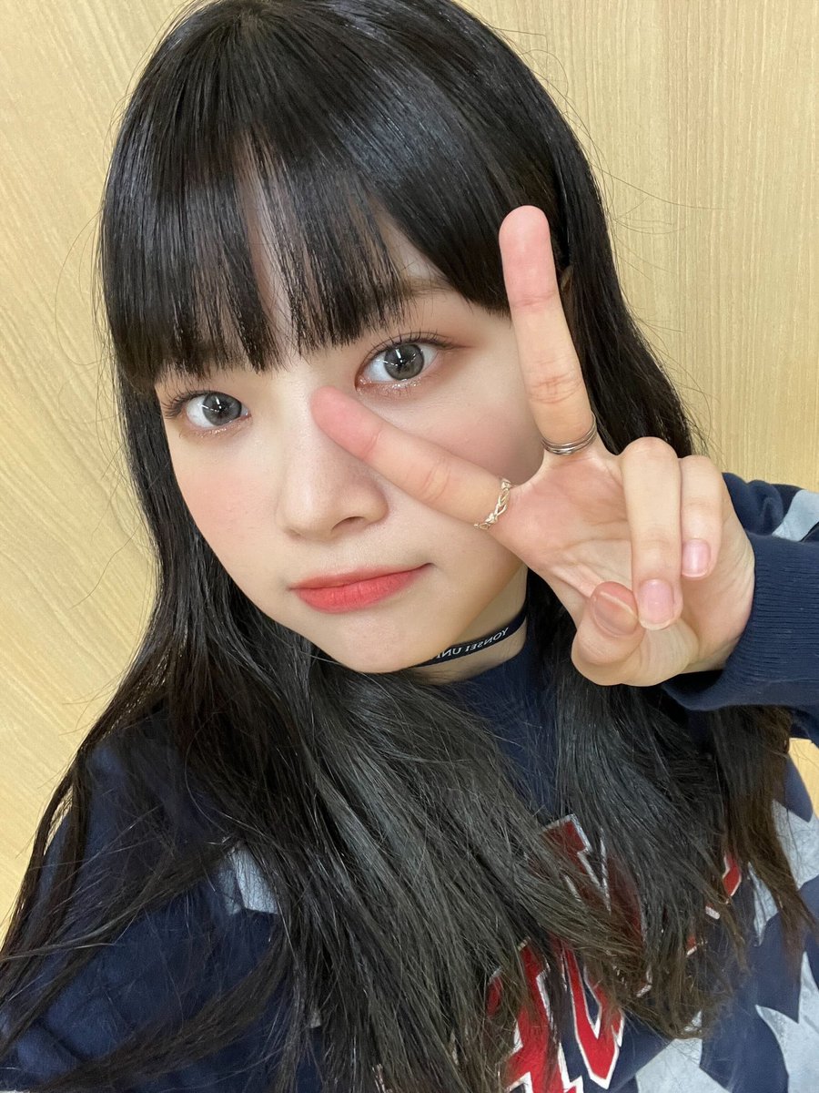eunchahong's tweet photo. Cut my bangs for Akaraka yesterday! Think this was our first ever university festival so we were super excited 😜 The girls and I had an amazing time yesterday and I hope everyone too, you guys were awesome! https://t.co/lIi732vkaV