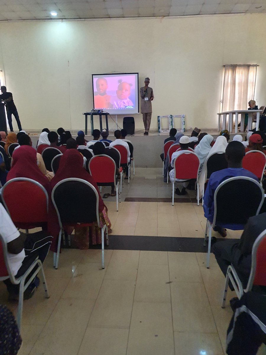 mahmud___mannir's tweet image. So much positive vibes @ the Young Entrepreneurship Challenge (YEC) event..

Cheers to 9ja youths and Thanks to our stakeholders for supporting us in achieving this milestone..

#APathToSuccess

#BatchA

Cc: @yeffyde @ihifix @IhifixF @Jobbermandotcom @smedaninfo @KadBizSchool