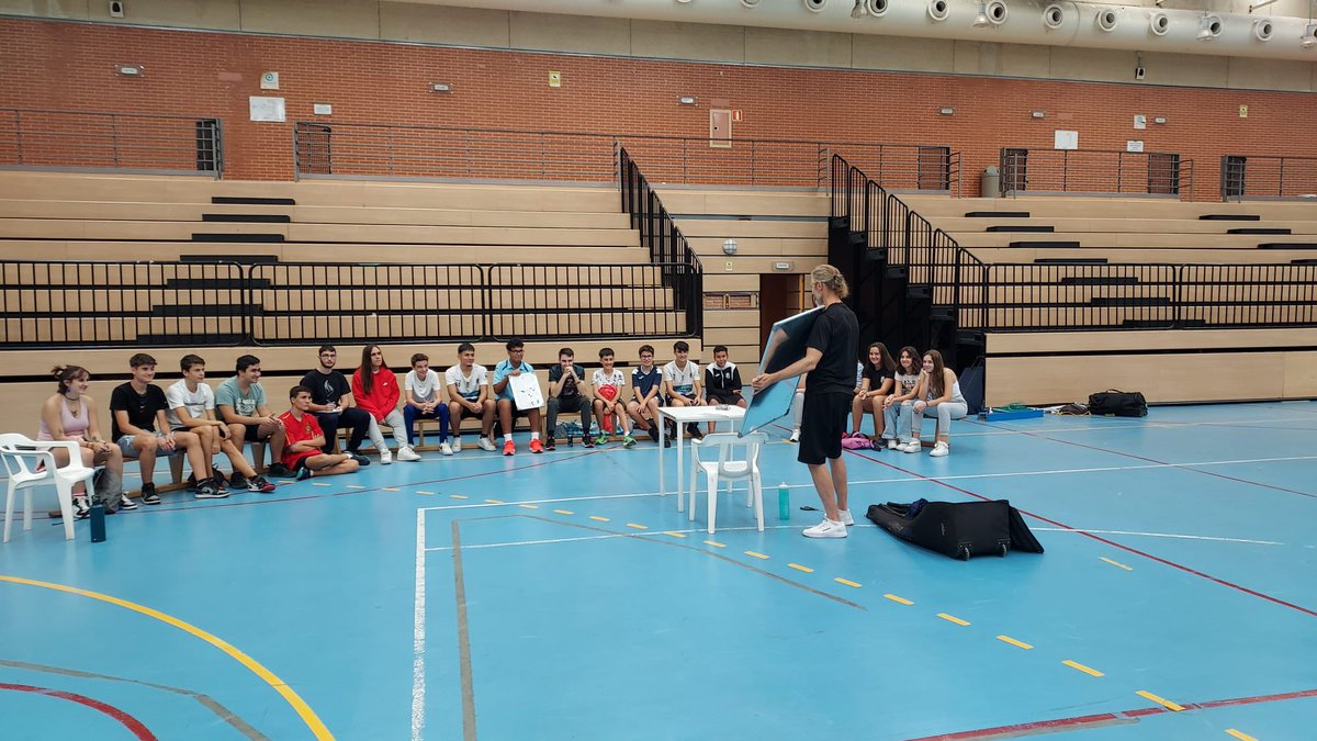 Floorball Leganés tweet media