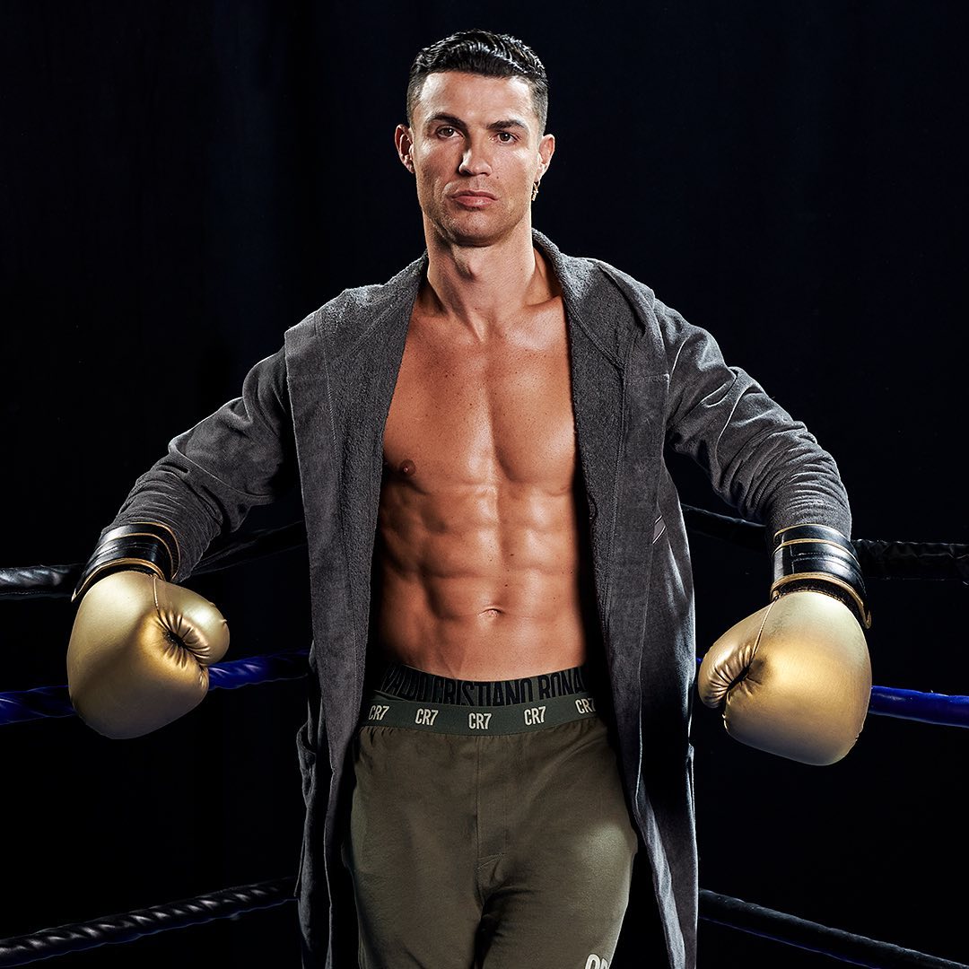 klrahul123's tweet photo. Cristiano Ronaldo https://t.co/L3ZoH5GSzd