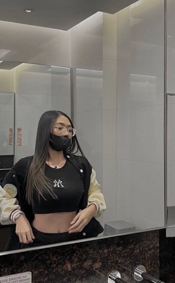 malaygurl tweet media