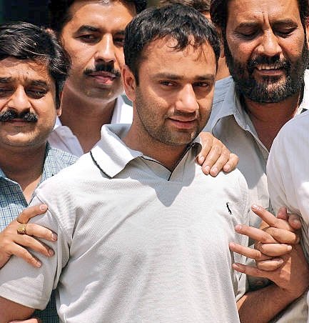 top__thakur's tweet photo. आने वाले #समय को समझो #क्षत्रिय समाज ये #बीजेपी #कांग्रेस को छो���़ो और अपना #इतिहास और अपना #रूतबा बरकार रखना है तो इन का सपोर्ट करो ओर #याद रखो की #जो_अपनी_जात_का_नही_वो_अपने_बाप_का_नहीं  किसी भी पार्टी कि गुलामी मत करो अपने समाज पहले देखो https://t.co/VuTYi1tlQq