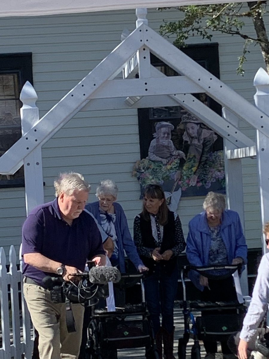 spiller_trudy's tweet photo. #150thAnniversary rebuilt #MetchosinSchool w #BobBurgis hard work @JenniferBurgis TY #BrothRick 4 yr #powerful #BotherHenryChipps 4 prayer #CommunityHouse 4 food & snacks #Community #Metchosin #bced #bcsta bring back 2 witness #students #teachers @sookekidsmatter @MitziDeanBC https://t.co/2qHz0Xjk9h
