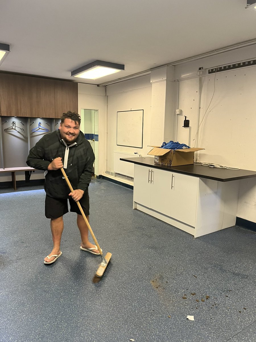 Clean Sheets &amp; Clean Changing Rooms <a href="/Ryanmc2203/">Ryan McDonald</a>