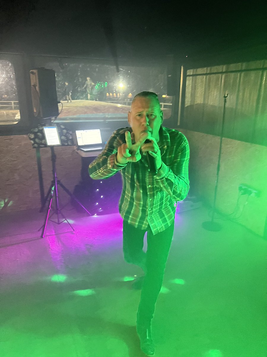 Pillaton Hall Farm tweet media