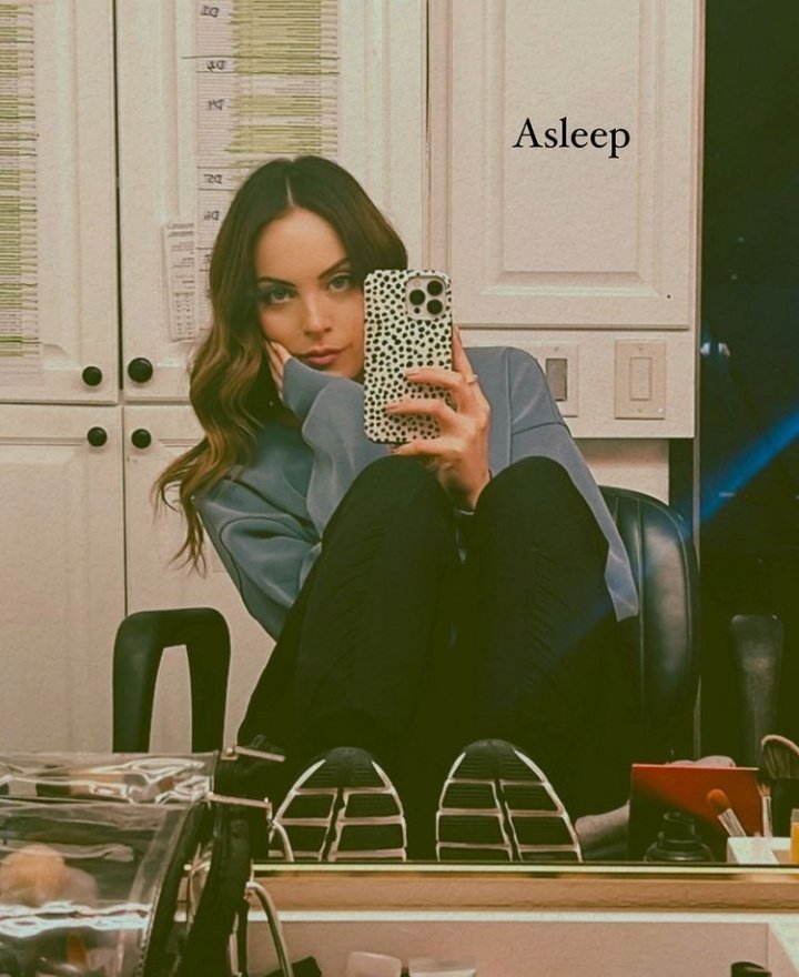 SHE IS SO PRETTYYNDDLDN