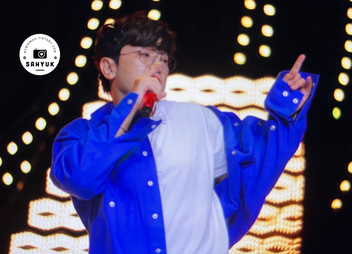 [preview] 22.09.25 낮공
M’s Record Shop 🍊 
오빠 안경 귀엽고난리ㅠㅠㅠㅠ