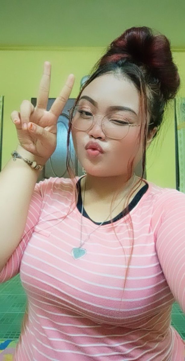 malaygurl tweet media