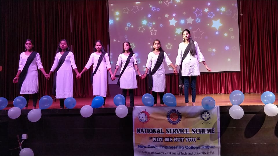 GECR_NSS's tweet photo. ✨रा.से.यो स्थापना दिवस ✨
शासकीय अभियांत्रिकी महाविद्यालय रायपुर के स्वयं सेवकों द्वारा *रा.से.यो स्थापना दिवस* पर एक सफल कार्यक्रम आयोजित किया गया।
#nssday2022 | #YuvaBharat https://t.co/mseqBFpd6y