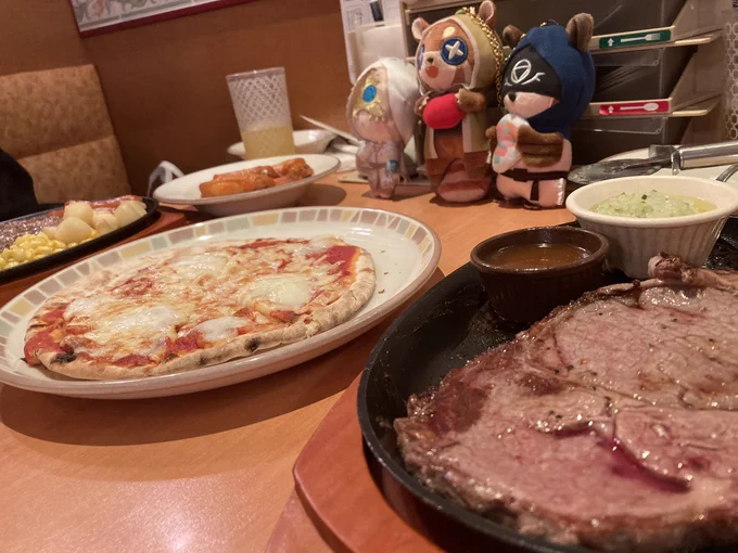 サイゼで『傭占が頼みそうなもの』をテーマに注文して豪遊してきました 