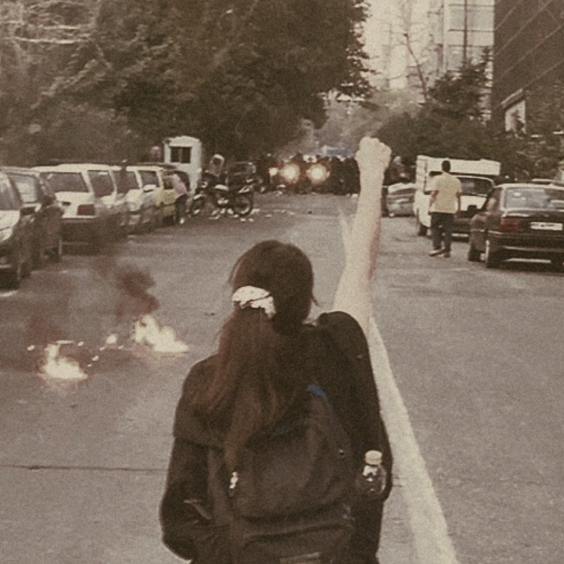 RyoMustDie's tweet photo. Shinzo wo Sasageyo!
#مهسا_امینی
#MahsaAmini 
#OpIran https://t.co/LYVGO56Elk