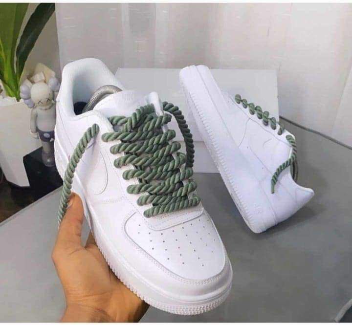 blackson_jasper's tweet photo. Dm for ya favorite sneakers and slides 💜💜💜🥰🙌🙌🙌. https://t.co/qFB7e8avQL