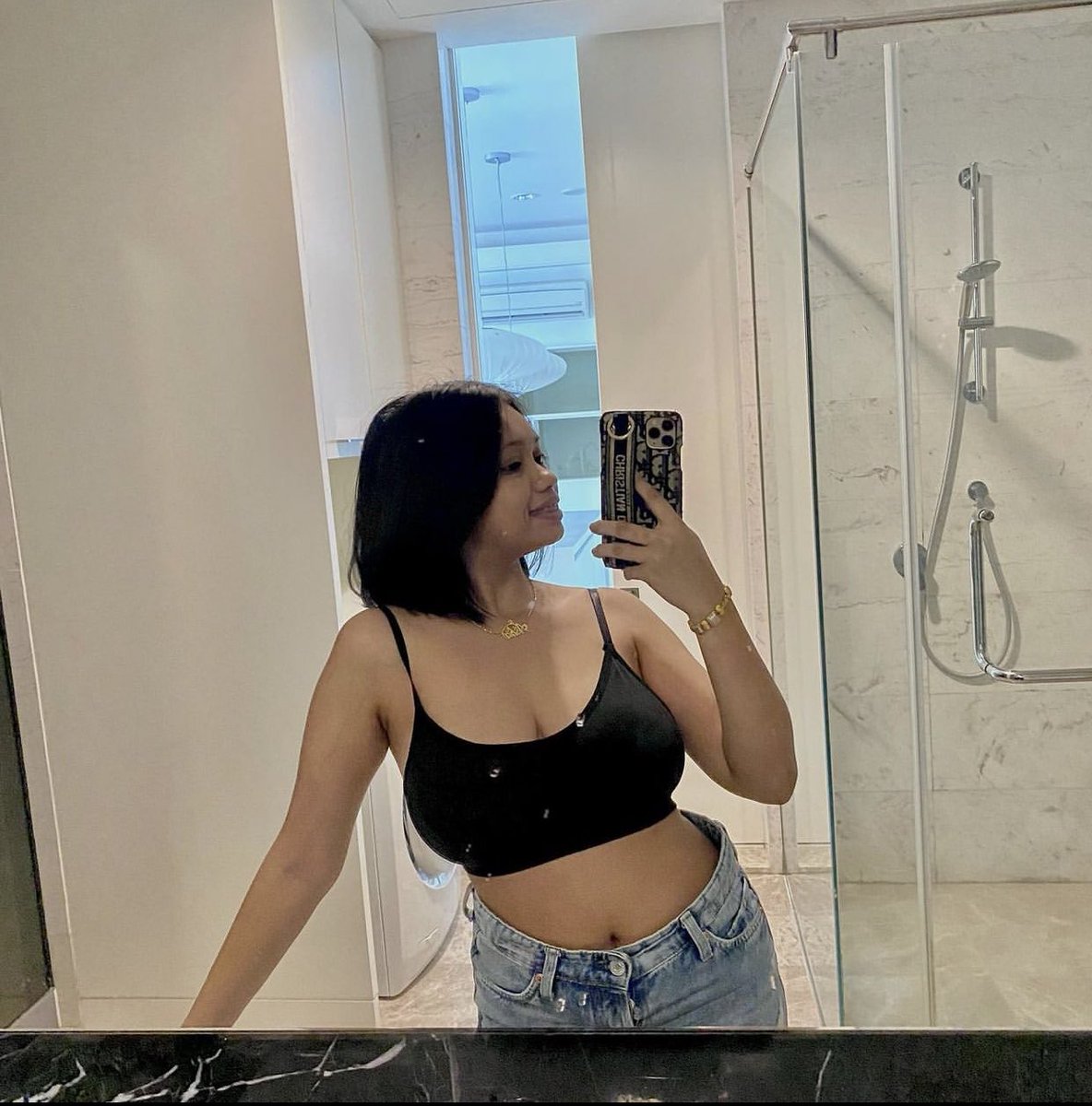 malaygurl tweet media
