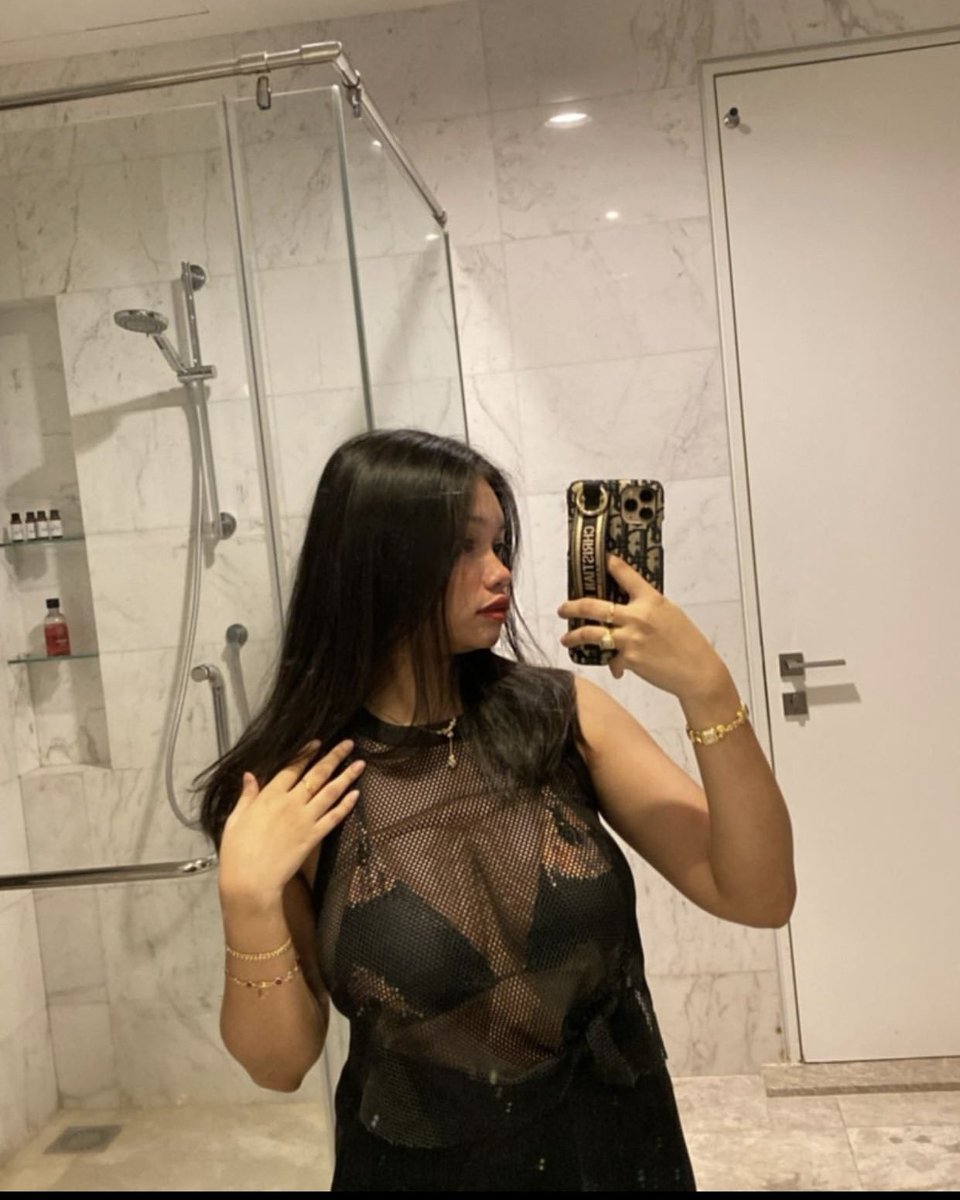 malaygurl tweet media