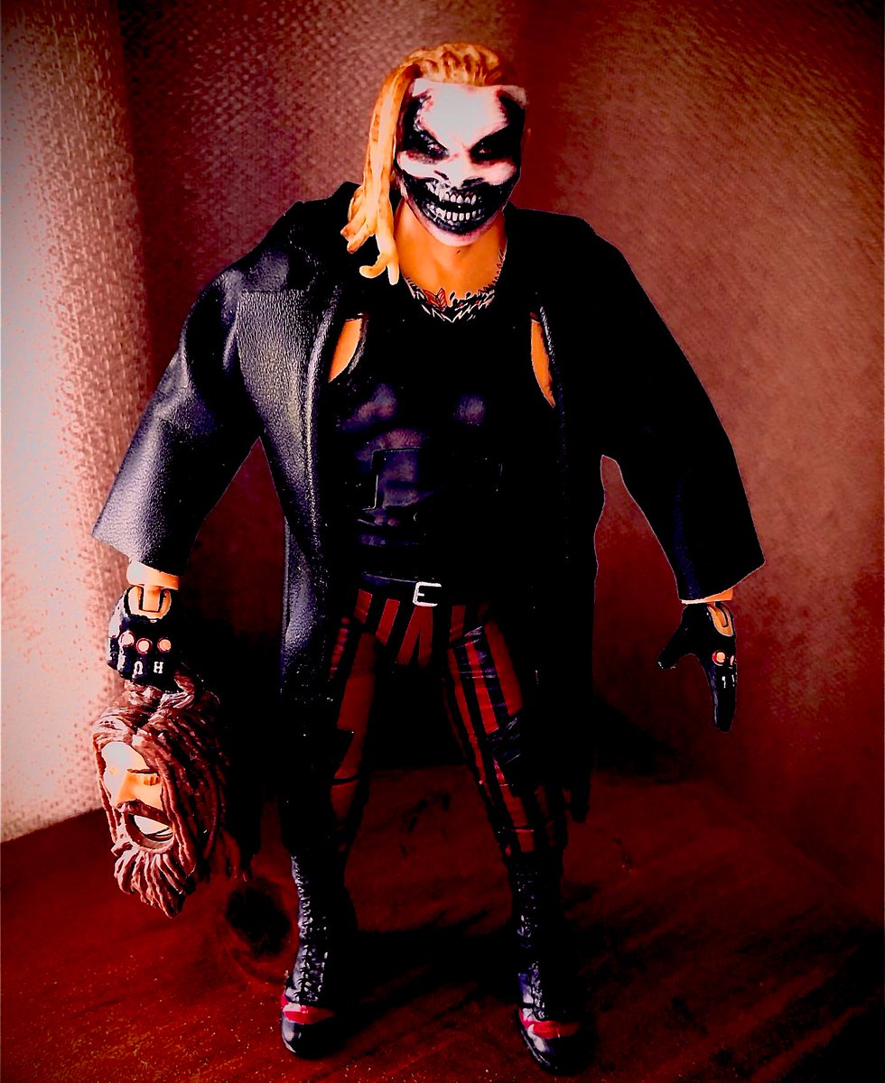 BadenRuming's tweet photo. Yowie Wowie! Let him In. Bring back Bray. #thefiend #wwe #braywyatt #lethimin #yowiewowie #whiterabbit #feedyourhead https://t.co/YJjBgIB7WB