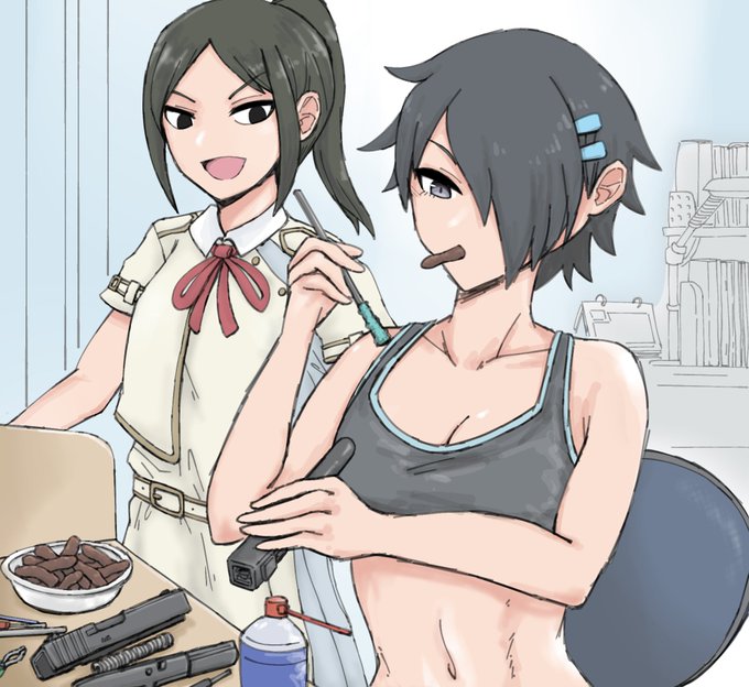 自由時間にはビデオゲームしたり雑誌回し読みしたり、装備の点検もするらしい。 