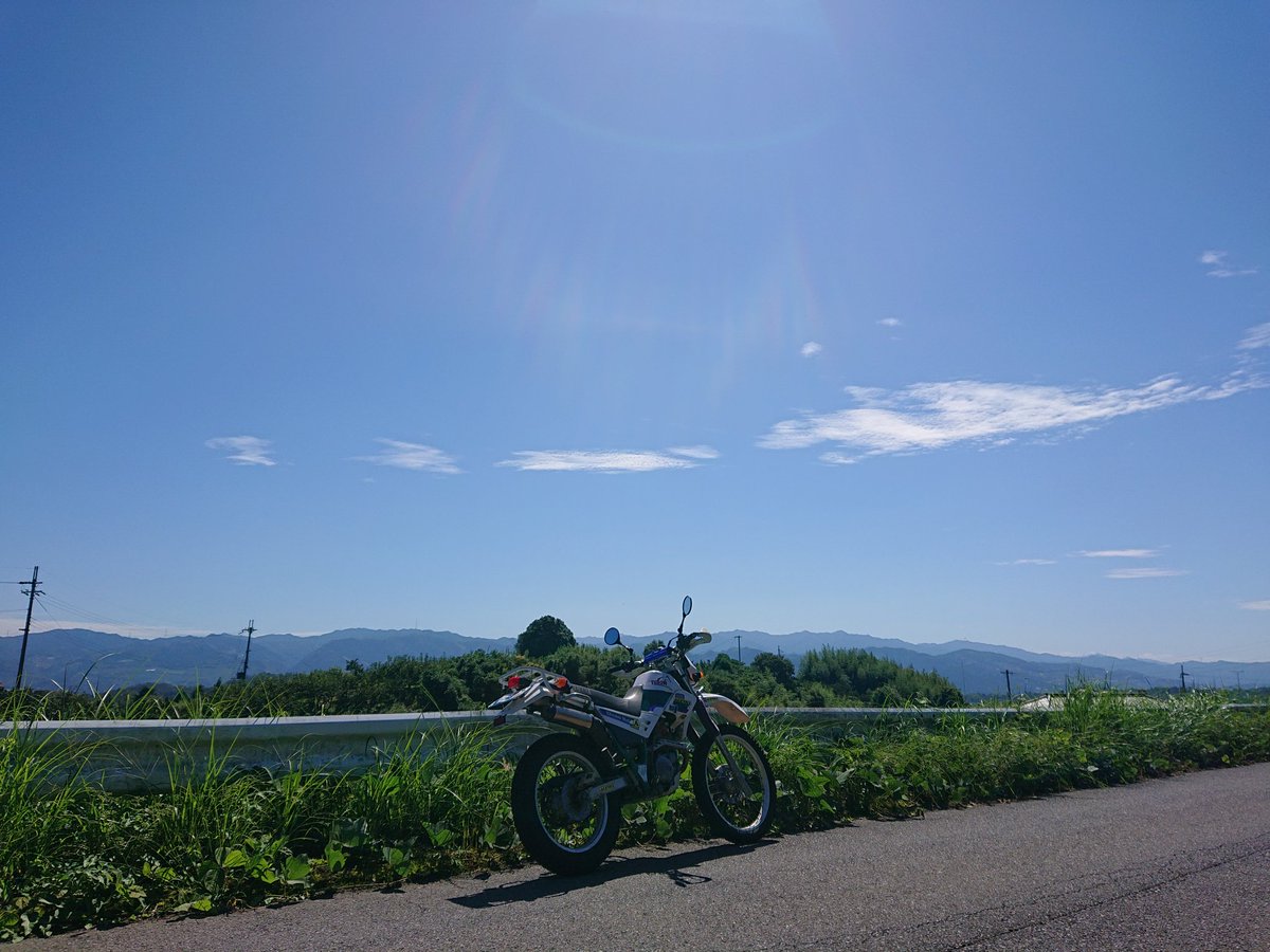 nakanisan's tweet photo. 秋晴れ❗
バイクの動作確認プチツー
嫁から貰った時間は約２時間。
１府２県約５０キロ(^_^)v https://t.co/bSXTPcla2e