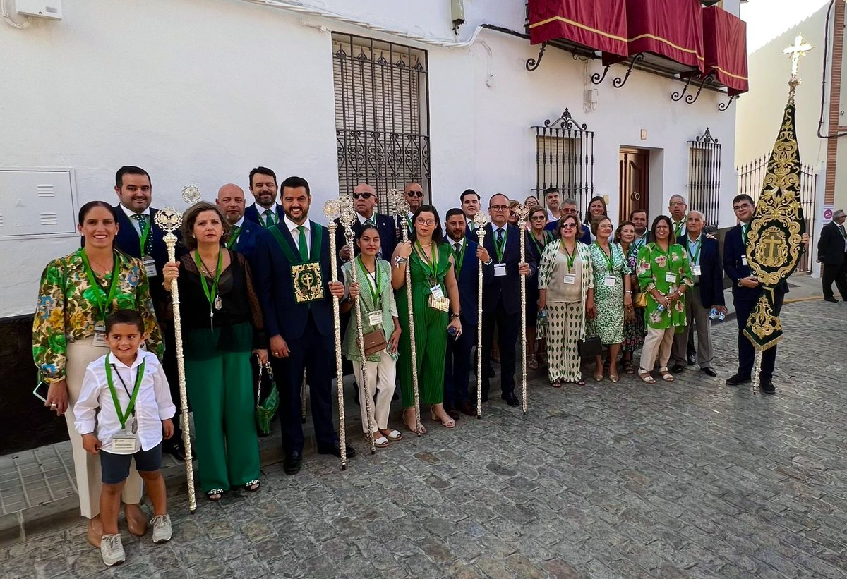 Santa_VeraCruz's tweet photo. XXXVII Peregrinación de HHCC De la Vera+Cruz en Olivares (Sevilla). Nuestra Cofradía participa en este tradicional encuentro anual con una numerosa representación.
.
.
.
#veracruzALH #AlhaurínelGrande #Olivares #Sevilla #peregrinacionOlivares https://t.co/YXi5xUOcRE
