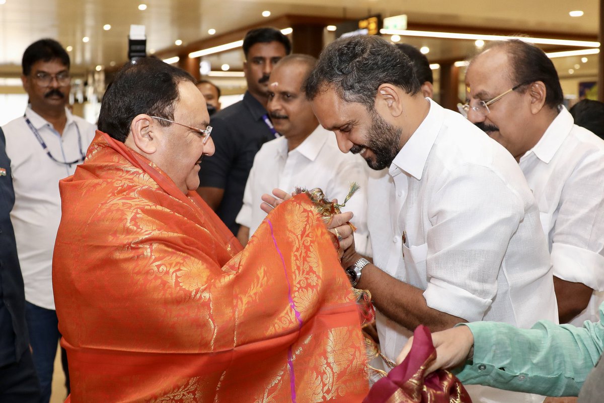surendranbjp's tweet photo. Rousing welcome for Nadda Ji in the land of Adi Shankara.
Received hon'ble BJP National President @JPNadda Ji at Kochin International Airport. He is on a two-day organisational visit to Kerala. https://t.co/rgqIrCMZdi