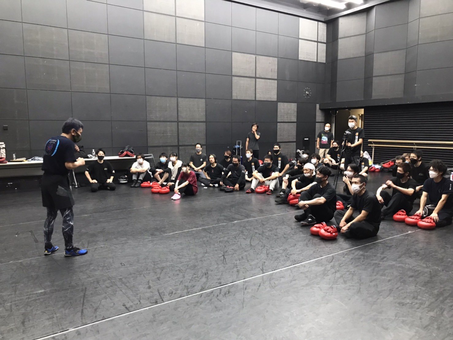 石井東吾 on Twitter: "本日はヒロ先生のジークンドーセミナーでした‼️ ブルース・リー開祖の武術の歴史を巡るという内容で、詠春拳