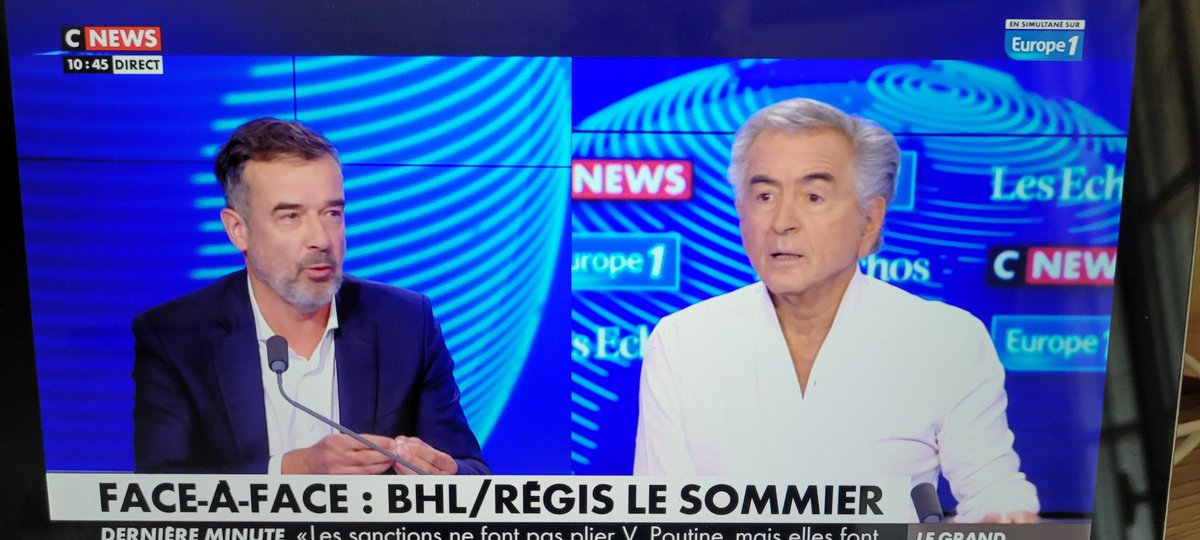 Ça y est #BHL est en train de se faire défoncer par <a href="/LeSommierRgis/">Régis Le Sommier</a> qui démontre simplement que #BHL est un Fake 🤥 et un menteur de compétition !!!!