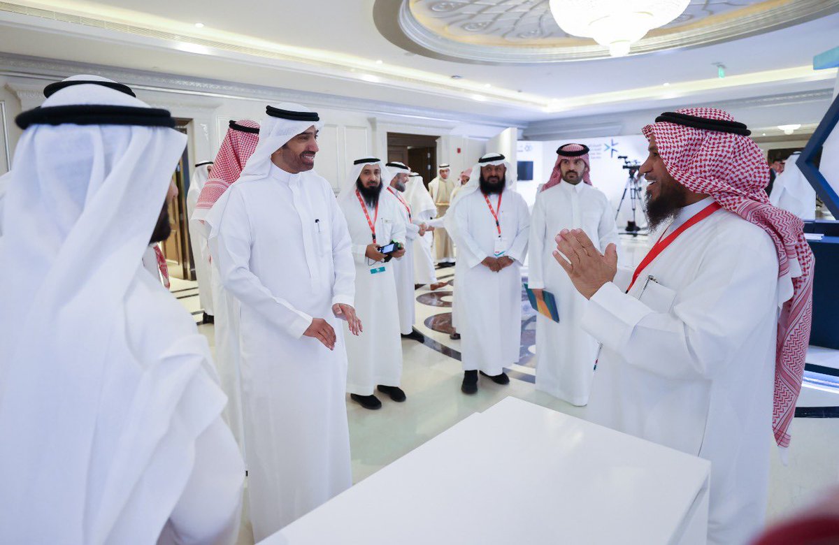 Ahmed_S_Alrajhi's tweet photo. التقيت اليوم بنخبة من الداعمين والمتخصصين في القطاع غير الربحي خلال ملتقى "مستقبل المؤسسات الأهلية في ظل رؤية المملكة 2030"، وأشكر لمجلس المؤسسات الأهلية جهودهم المميزة في التنظيم والتكامل مع مؤسسات المجتمع، وتقديم المبادرات النوعية، وبناء شراكات تعزز من الأثر الاجتماعي والتنموي. https://t.co/y8J589UWJM