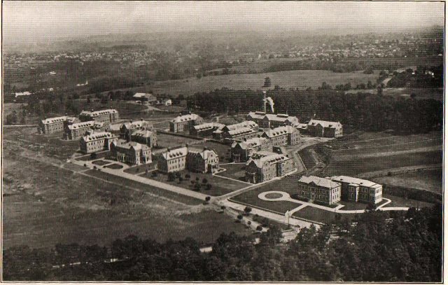 spookyshit_pod's tweet photo. Pennhurst State School and Hospital was opened in 1908 and ran amid controversy and allegations of abuse for nearly 8 decades before finally closing down. Use the link in our bio to hear the story of this now supposedly hospital! https://t.co/8bb9gyoFKY