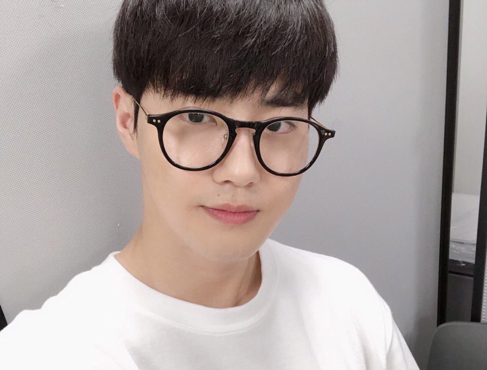 dailykjm's tweet photo. https://t.co/gwaP1tOfFb