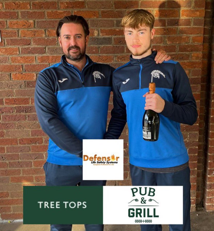 GedlingMWFC's tweet photo. ⭐️| MAN OF THE MATCH!

Our Man of the Match sponsored by Tree Tops Pub &amp; Grill in our penalty defeat against @BelperUnited was GK Louis Richardson! Louis made numerous exceptional saves during the game. Louis was presented his bottle by joint manager Andy Clerke! #UTM https://t.co/oJ3IoVg3ga