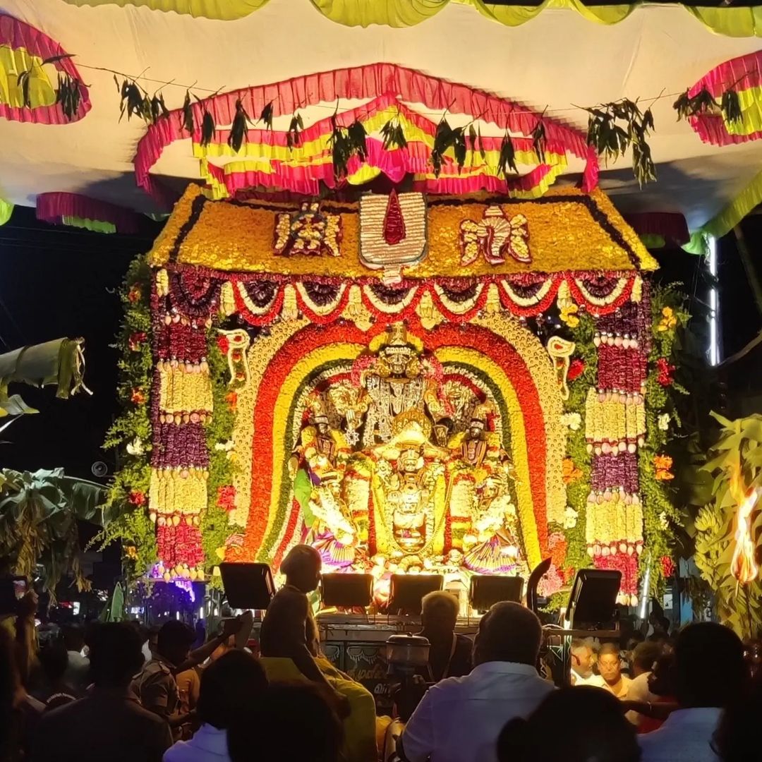 namma_arcot's tweet photo. ஆற்காட்டில்  பிராமண்ட திருமலை மாட வீதி ஏழுமலையான் தரிசனம் 
@ttd_vaibhavam
@svbcttd_official @ttdevasthanams @ttd_updates @ttd_devasthanm @ttdsevaonline @ttd_tirumala @perumal_songs #ttd #tirupathi #tirupathi_ap #tirupathi_walk #tirupathi_venkataramana #ap #tirupathibalaji https://t.co/pKWXCit02C