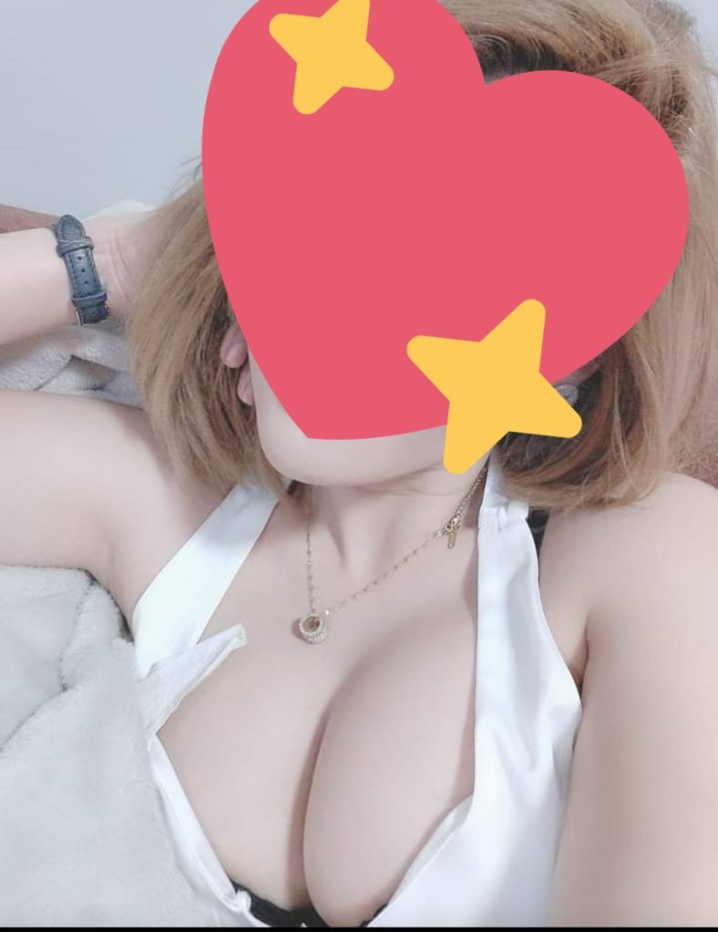Zoommo080's tweet photo. หาเลาะไหนดีหน่อคืนนี้😅🍻🍻
#บงปะอิน #ยุดยา https://t.co/RnkL7zFiOy