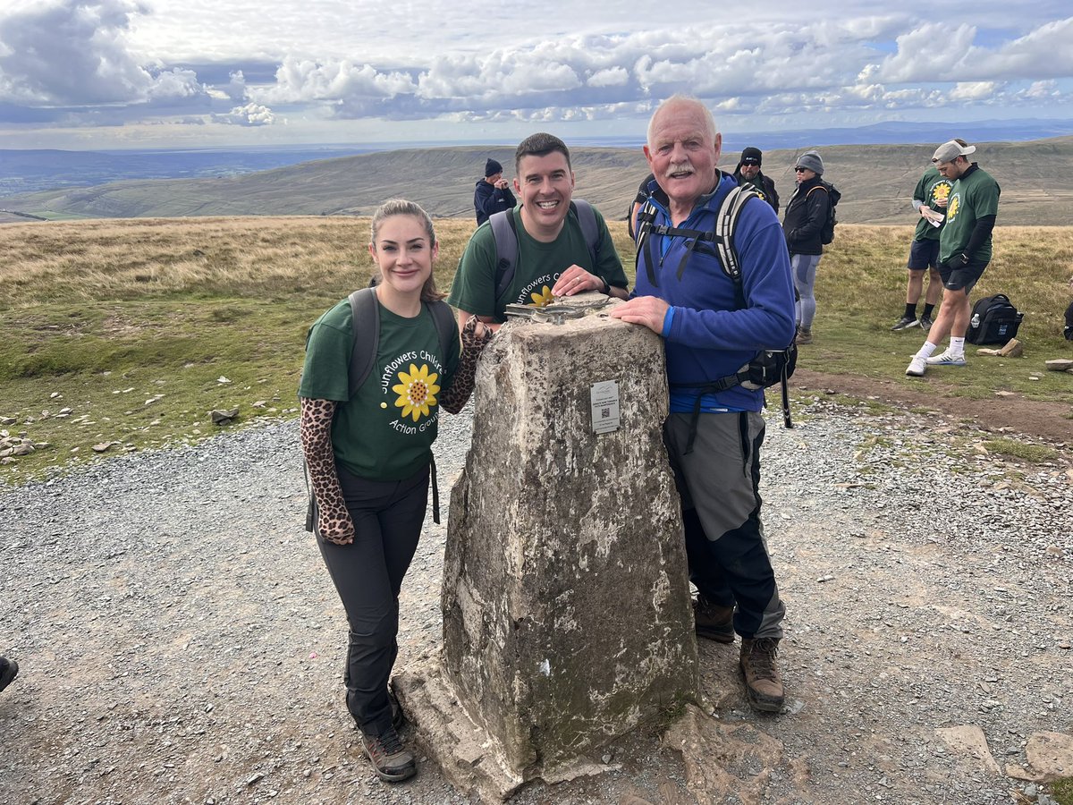 yorkshireguy's tweet photo. So proud of this fantastic bunch of people in reaching the summit for the #WhernsideWander. Raised over £7k for @Sunflowerslocal. Well done everyone! So many laughs & lots of memories made. ❤️🥾🌻⛰️ https://t.co/ZoxFBgq7Ze