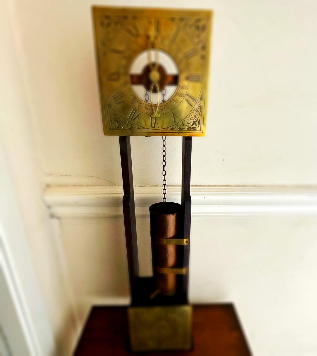 TimekeepingMus's tweet photo. In our stores here @timekepingmus, we have a wide array of clocks, watches and other timepieces including this clepsydra or water clock.
Museum open every Friday 11:00 am- 3:00 pm
#horology #timepieces #visitnotts #ancienthorology #waterclock #clepsydra https://t.co/mmF1sns66r
