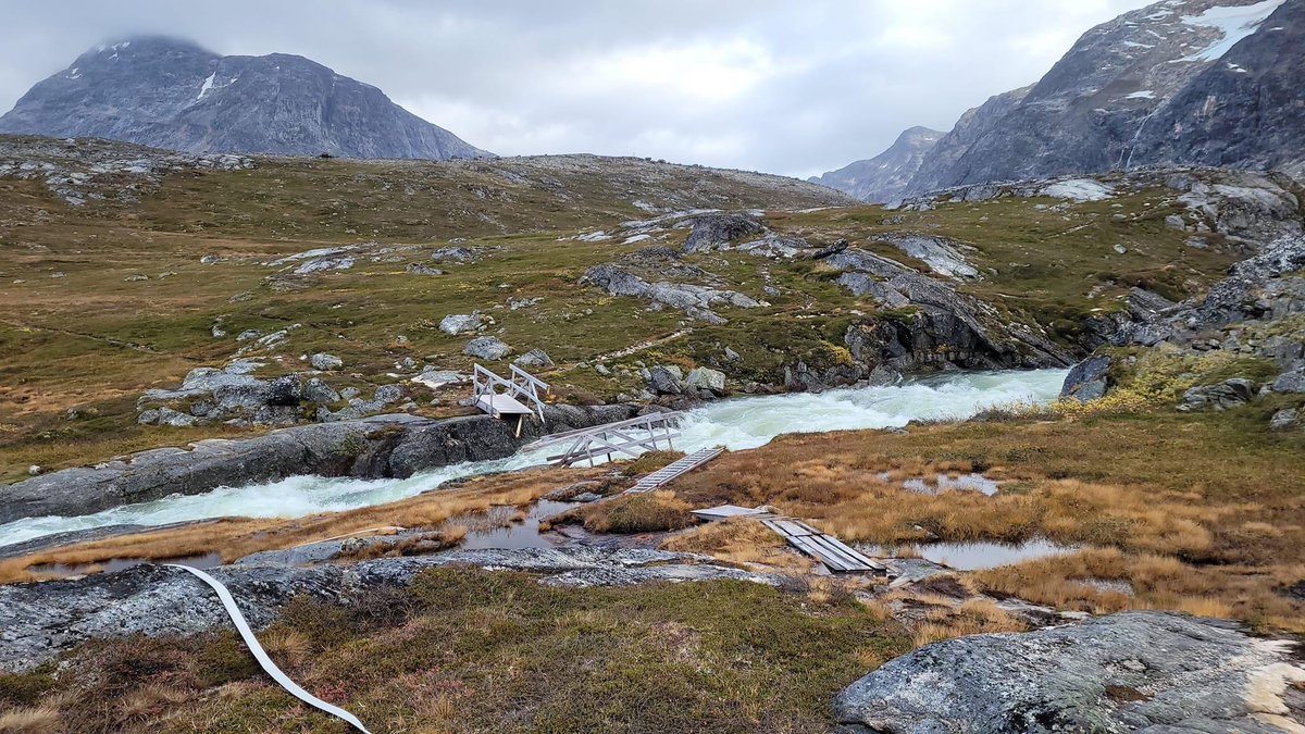 NuukNERO's tweet photo. #Extreme rain has flushed the #bridge at the station away! The river is #uncrossable… Interesting part of the #field #season left… #Crazy #weather. Photos by Claus Stampe Spile, who was on a hike… https://t.co/IOC0VgzaKI