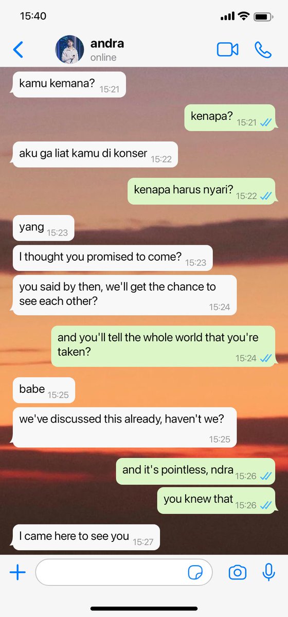 _ashwriting's tweet photo. ; she's dating a Worldstar

Mark Lee one tweet au
_ashwriting https://t.co/OQ6vaDhGN1